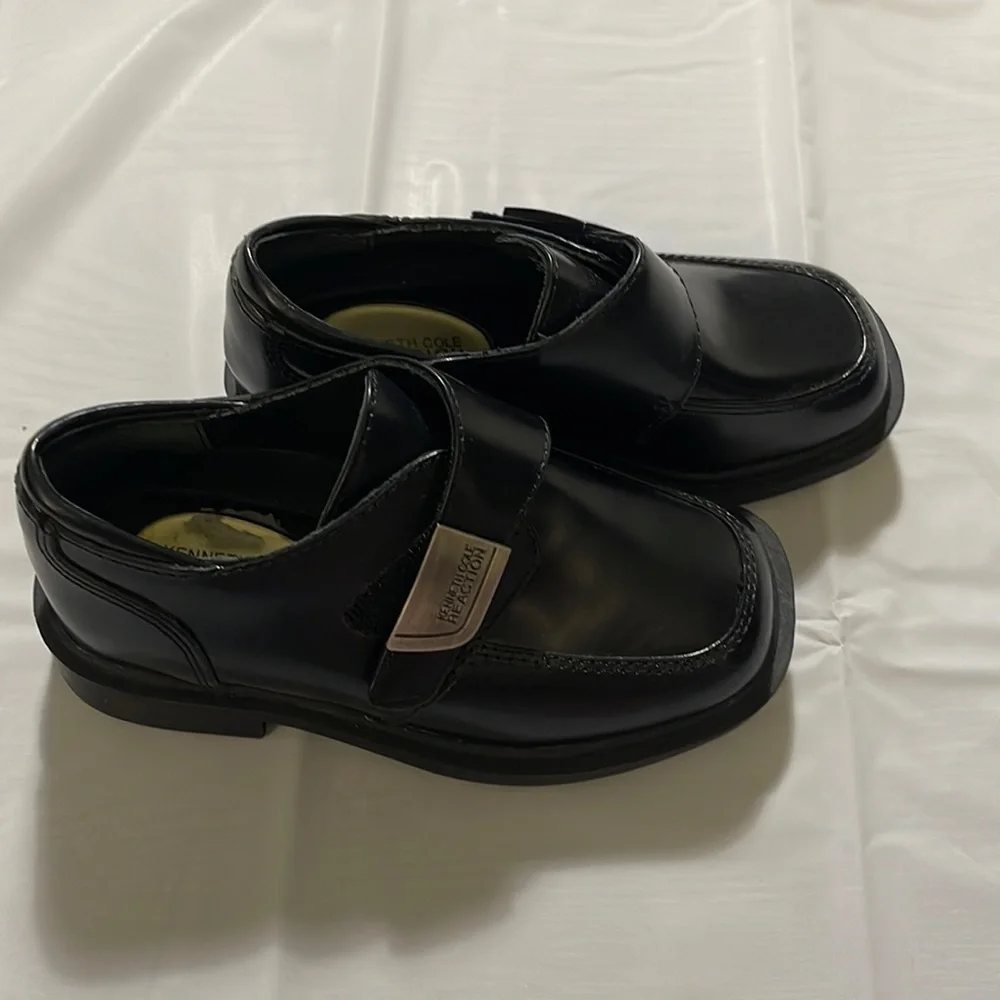 Kenneth Cole Reaction boys dress shoes brand new size 8M - Picture 1 of 8